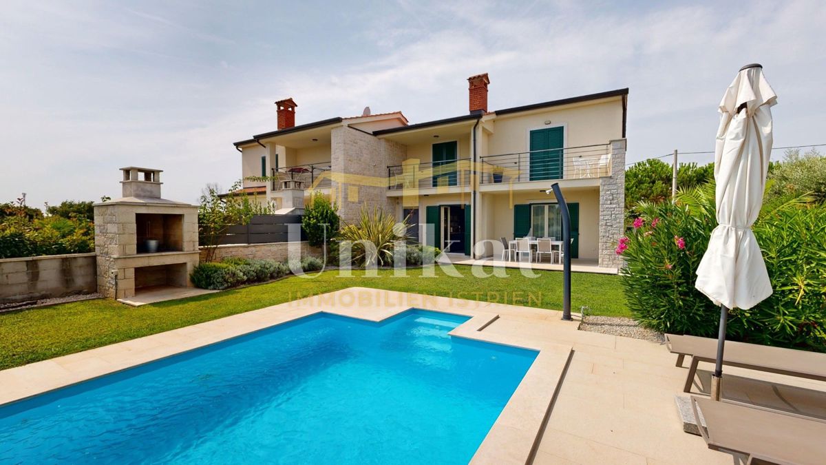 Splendida doppia con piscina